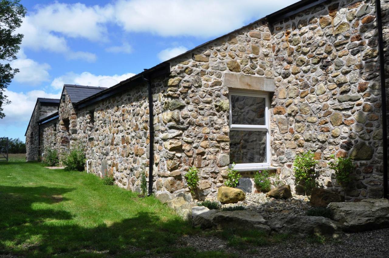 فيلا The Barn At Cae Bach Gwalchmai المظهر الخارجي الصورة